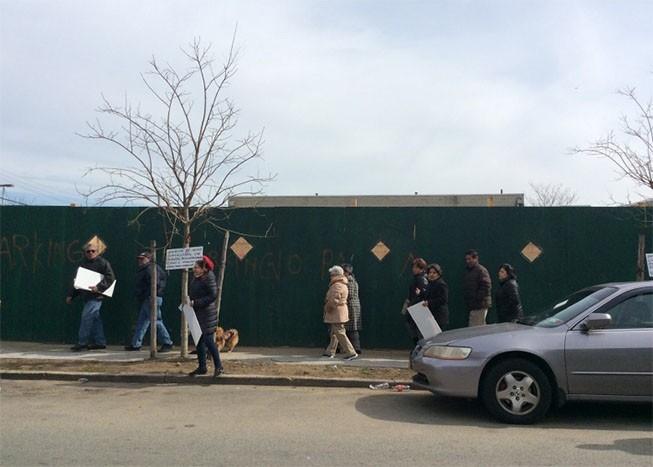 https://www.suejeongka.com/files/gimgs/th-22_41_blumarble_against progress_protest_walk_web 002.jpg
